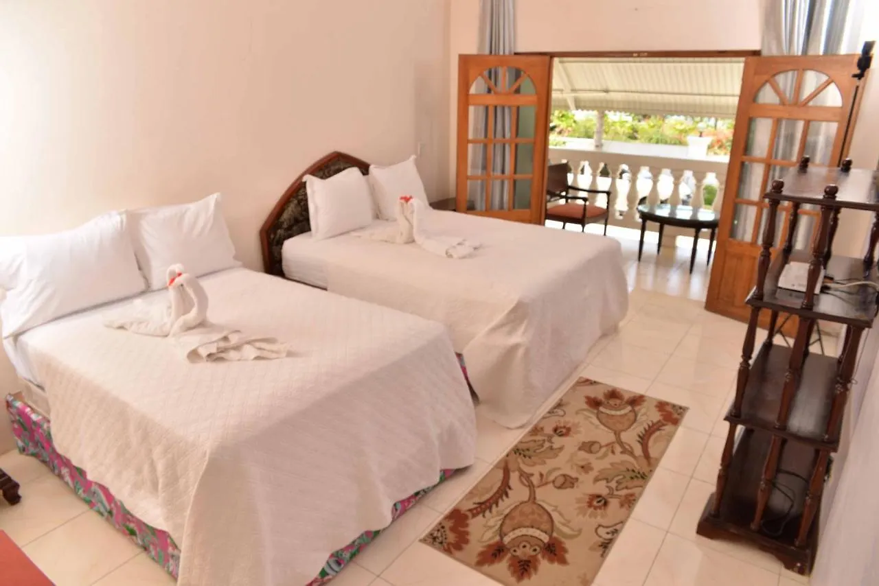 Guest house Chateau Margarita Ja Montego Bay Jamaica