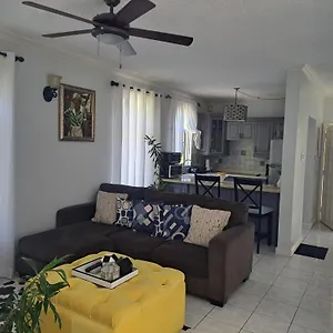Ivory Tower Apartment Ocho Rios